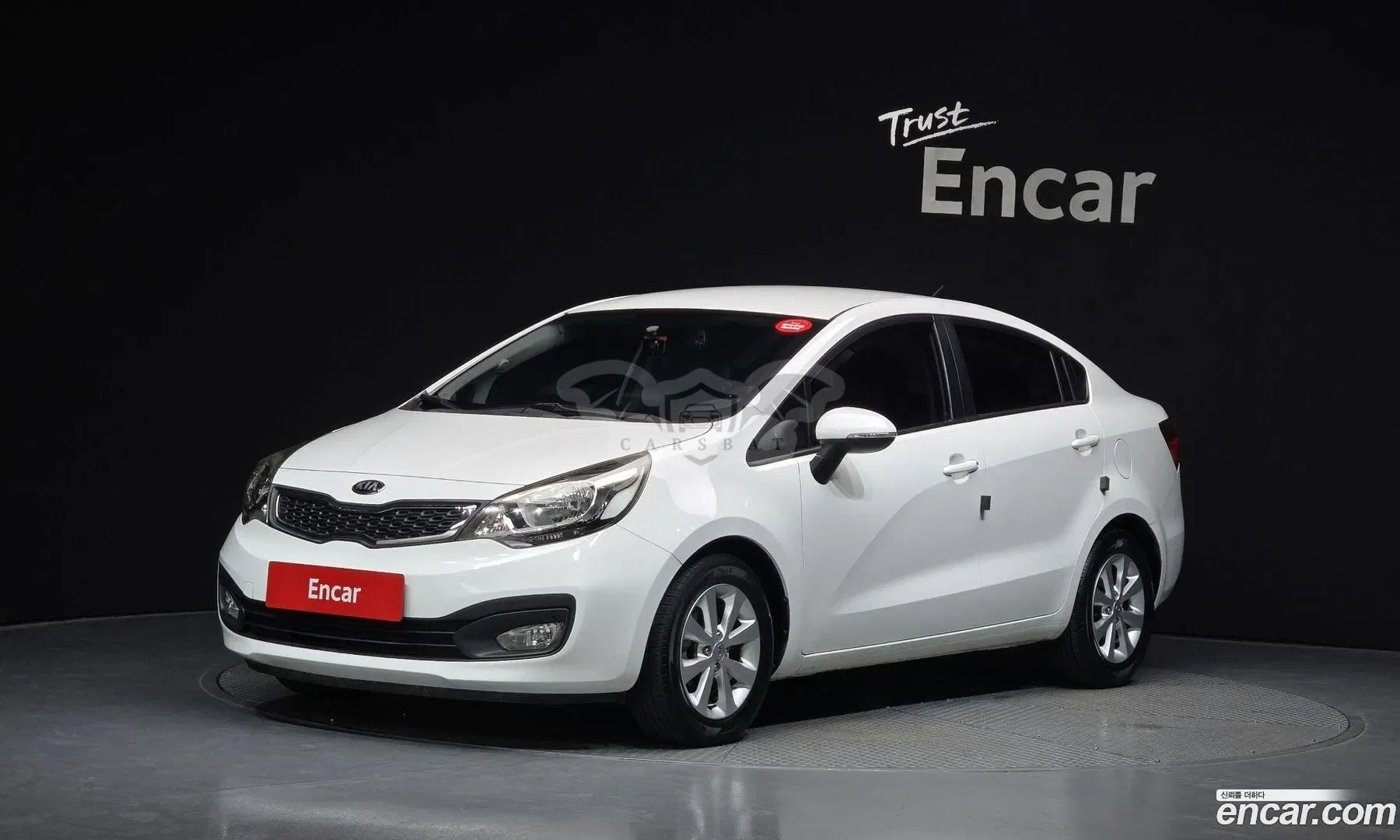 Kia Pride Deluxe 1.4 MPI Sedan 2012