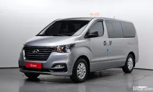 Hyundai Starex Modern Van 5-Seater 2021