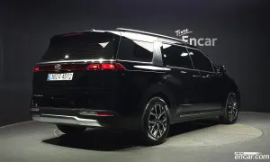 Kia Canival Diesel 9-Seater Noblesse 2021