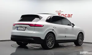 Porsche Cayenne 3.0 PLATINUM EDITION 2023