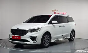 Kia Canival 9-Seater Luxury 2018