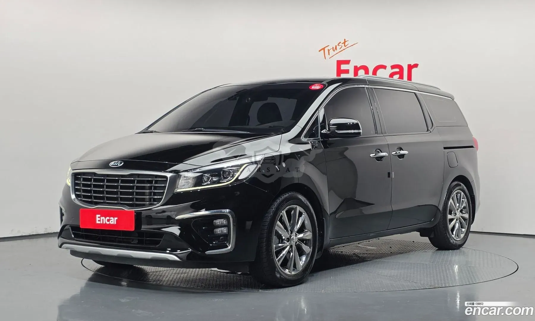 Kia Canival 9-Seater Noblesse 2018