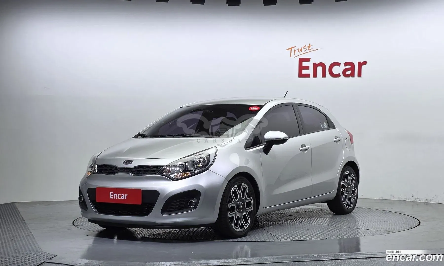 Kia Pride Prestige 1.6 GDI Hatchback 2012