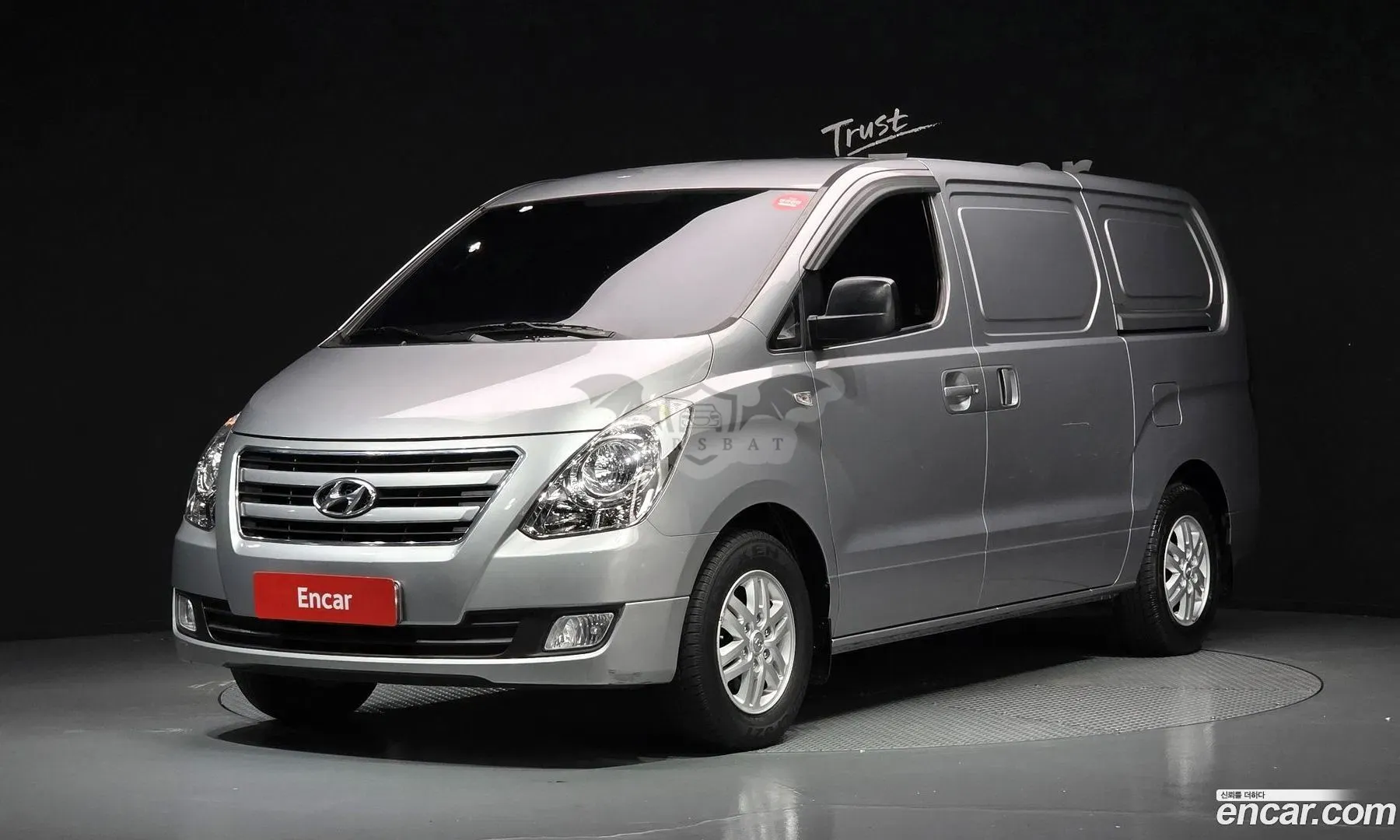 Hyundai Starex Smart 3-Seater VAN 2017