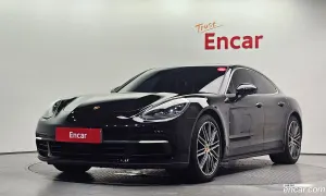 Porsche Panamera 3.0 AWD 2020