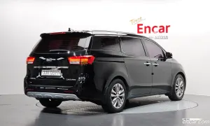Kia Canival President 7-seater Limousine 2015