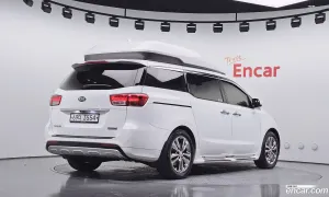 Kia Canival Prestige High roof 9-seater Hi-Limousine 2017
