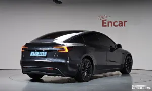 Tesla Model 3 RWD 2025