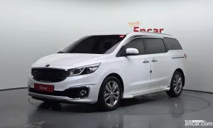 Kia Canival 9-seater Prestige 2016