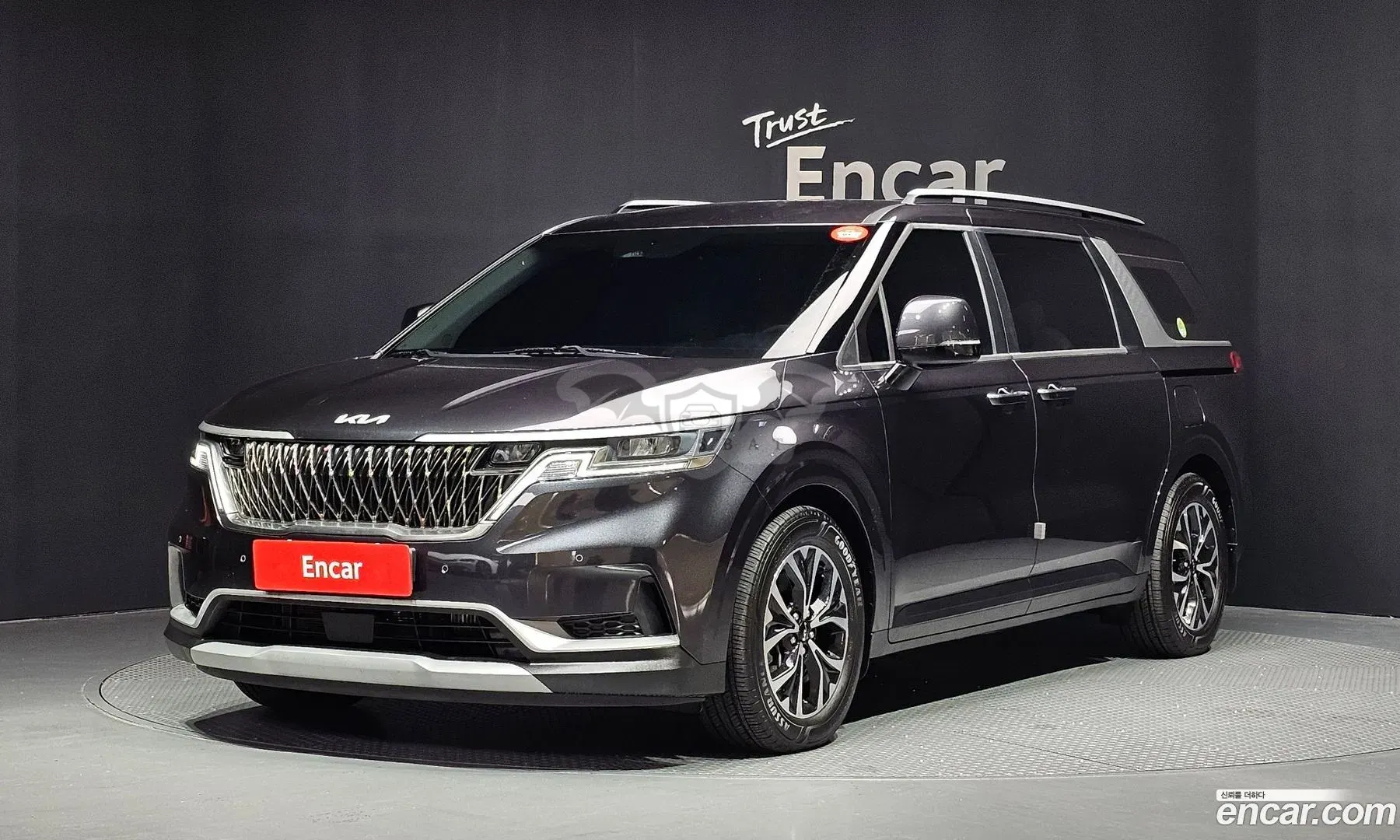 Kia Canival Diesel 11-Seater Prestige 2023