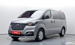 Hyundai Starex Smart Van 5-Seater 2019