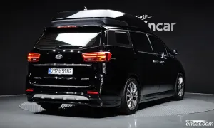 Kia Canival Noblesse Special 9-Seater Hi-Limousine 2018