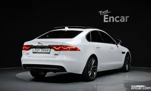 Jaguar Xf 20d Portfolio AWD 2016