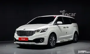 Kia Canival 9-seater Luxury 2016