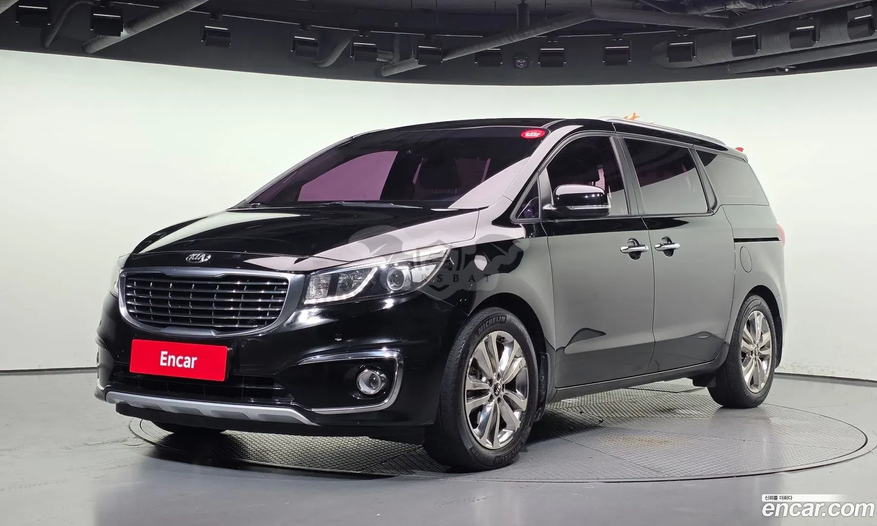 Kia Canival 9-seater Prestige 2014