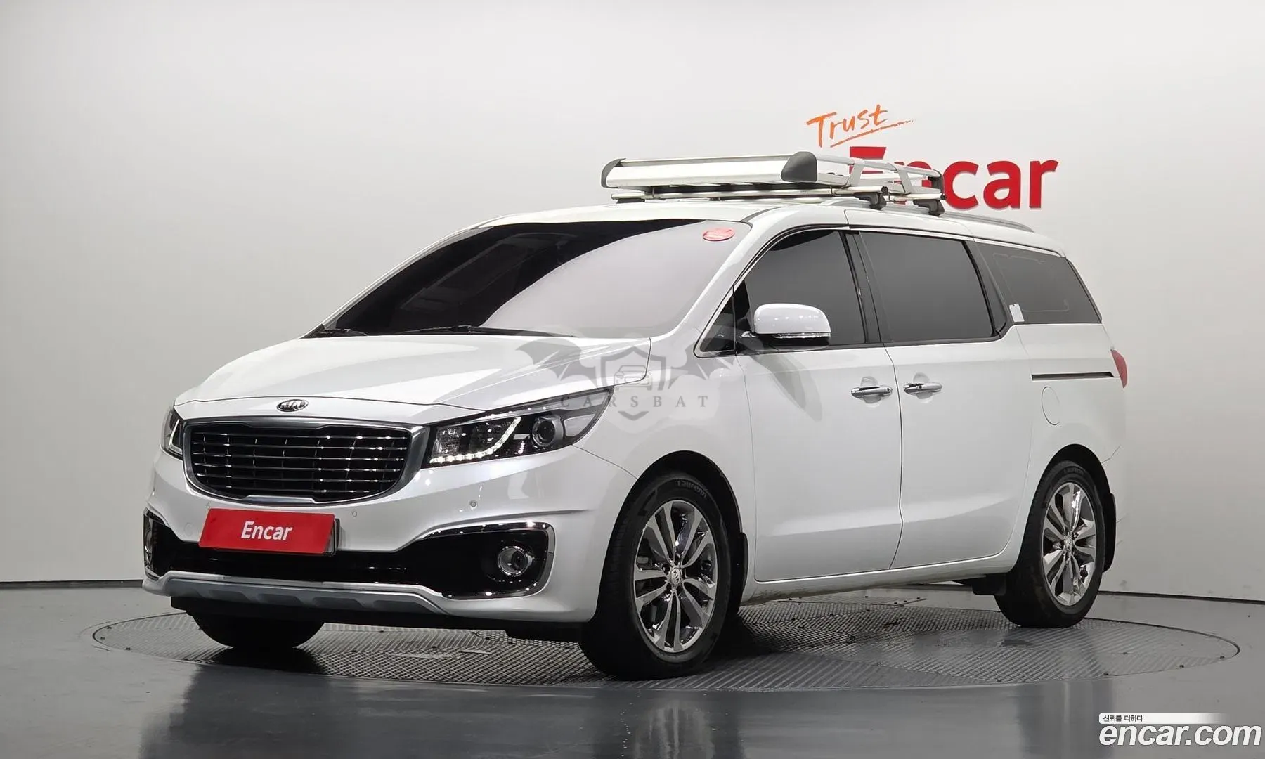 Kia Canival 9-seater Noblesse 2016