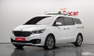 Kia Canival 9-seater Noblesse 2016