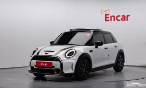 Mini Cooper 3rd Gen 5Door Resolute Edition 2023