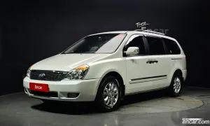 Kia Canival Luxury Grand Carnival GLX 2012