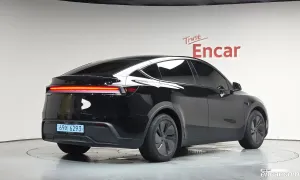 Tesla Model y RWD 2025