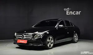 Mercedes-benz E-class E300 4MATIC Avnatgarde 2018
