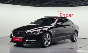 Jaguar Xe 20d R-Sport 2015