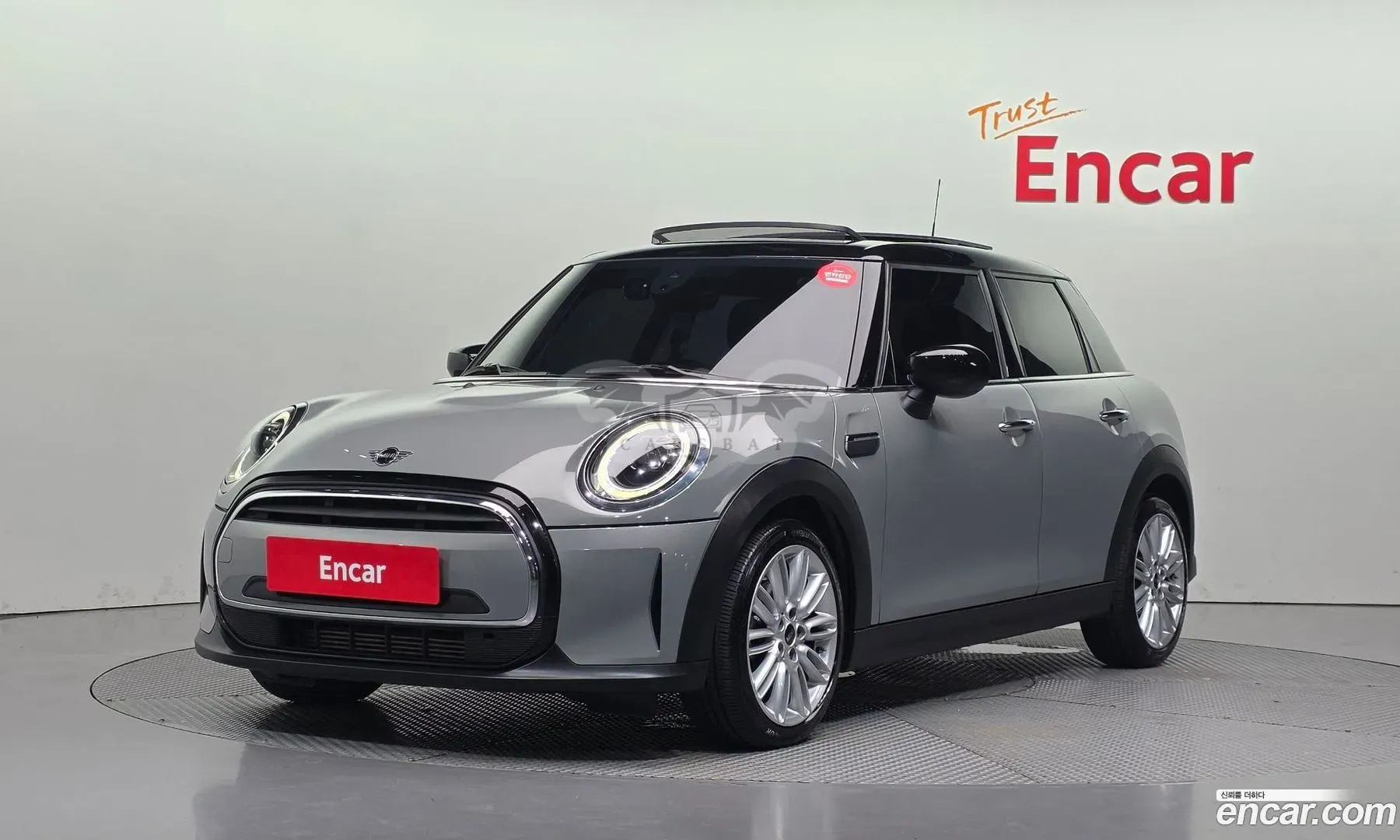 Mini Cooper 3rd 5-Door Classic Plus 2022