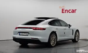 Porsche Panamera 3.0 AWD 2020