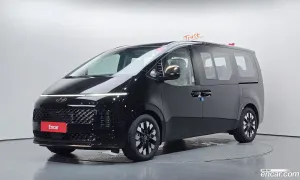 Hyundai Staria Inspiration 4WD Lounge 7-Seater 2025
