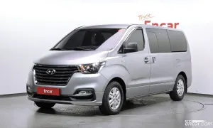 Hyundai Starex Modern Van 5-Seater 2019
