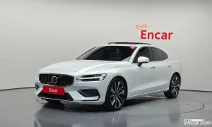 Volvo S60 B5 Ultimate Bright 2023