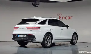 Genesis Gv70 2.5T Gasoline AWD 2025