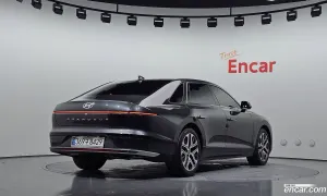 Hyundai Grandeur Exclusive 2025