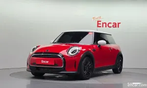 Mini Cooper Third Generation Classic 2023