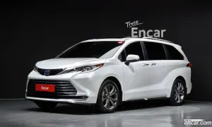 Toyota Sienna 2.5 Hybrid 2WD 2024