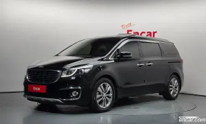 Kia Canival 9-seater Prestige 2017
