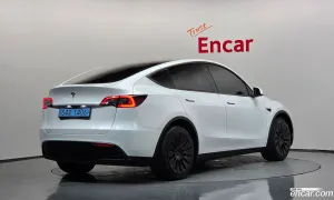 Tesla Model y RWD 2024