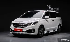 Kia Canival 9-seater Luxury 2018