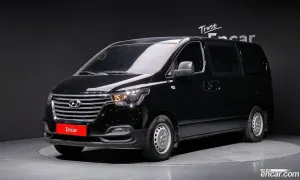 Hyundai Starex Style Van 5-Seater 2021