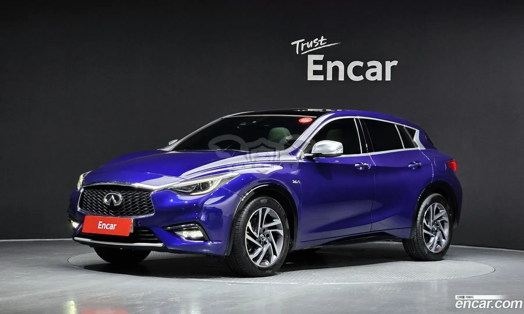 Infiniti Q30 2.0 Essential 2019