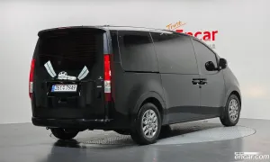 Hyundai Staria Modern 4WD Tourer 9-Seater 2024