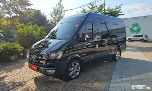 Hyundai Solati Luxury 15-seater 2024