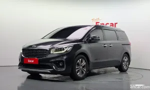Kia Canival 9-Seater Luxury 2019