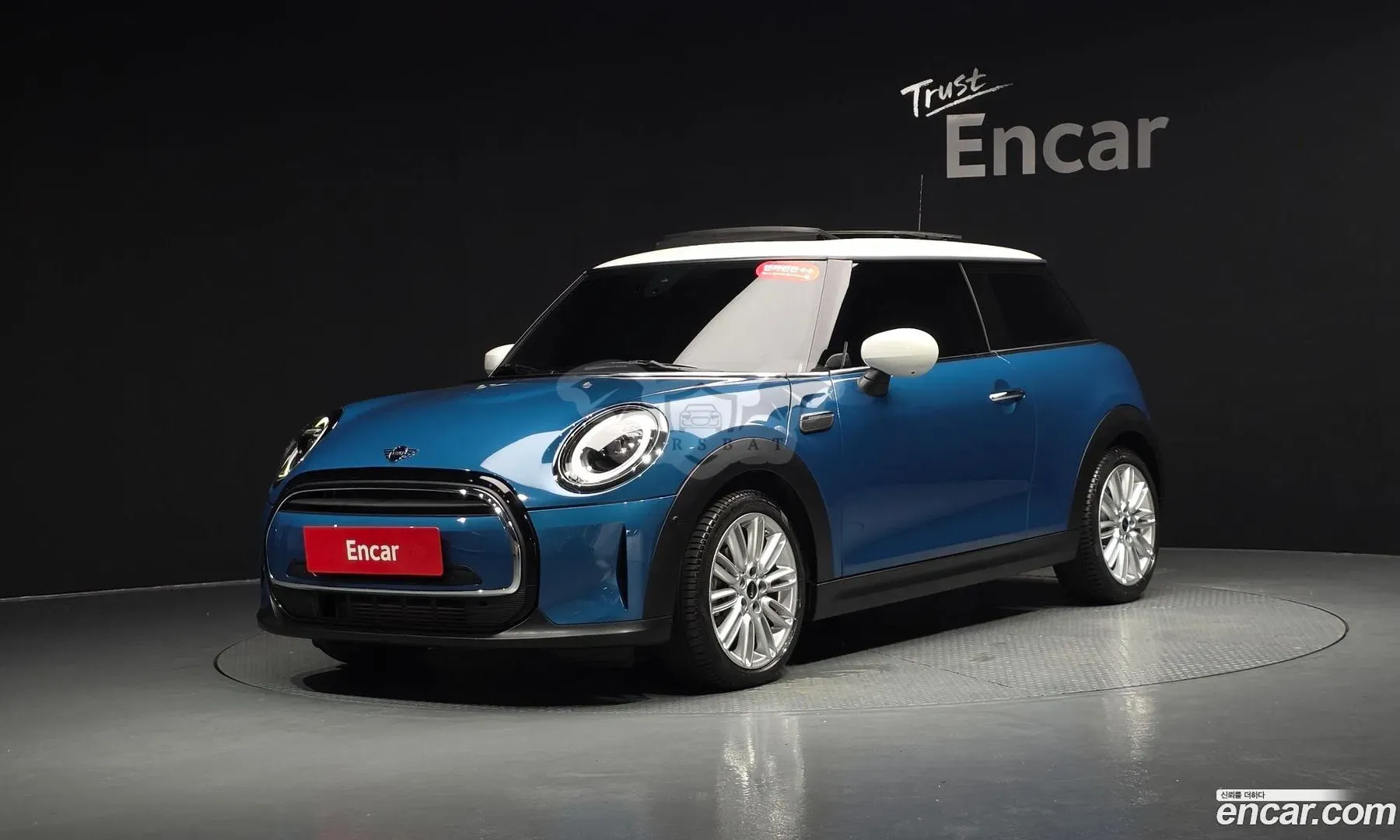 Mini Cooper Third Generation Classic Plus Launch Pack 2023