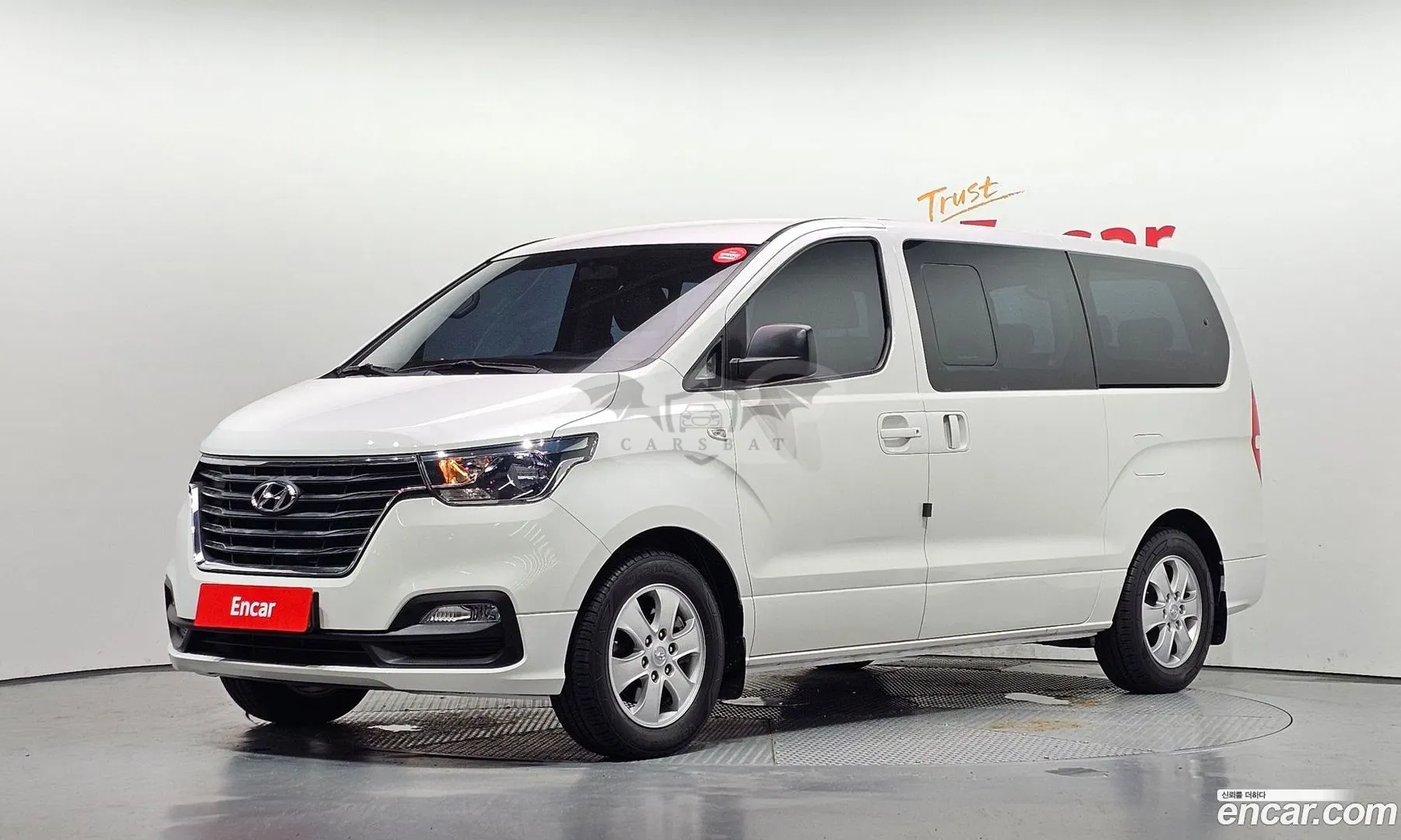 Hyundai Starex Smart Wagon 12-Seater 2019
