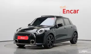 Mini Cooper 3rd Gen 5Door Resolute Edition 2022