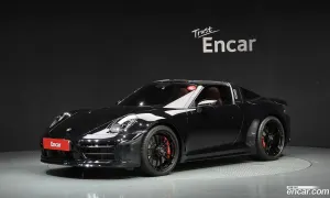 Porsche 911 Targa 4 GTS 2023