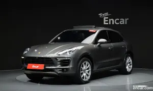 Porsche Macan 95B 2.0 2018