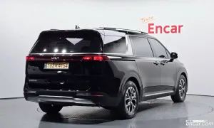 Kia Canival Diesel 9-Seater Noblesse 2023