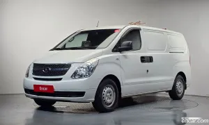 Hyundai Starex CVX Value 3-Seater VAN 2011